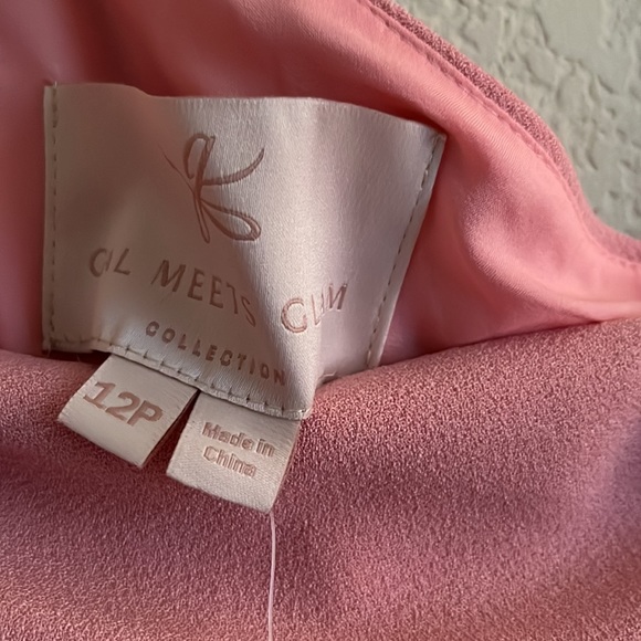 NWT Gal Meets Glam Sylvia Pink Bow Jumpsuit - Picture 6 of 6